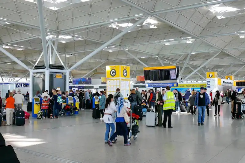 stansted airport inside